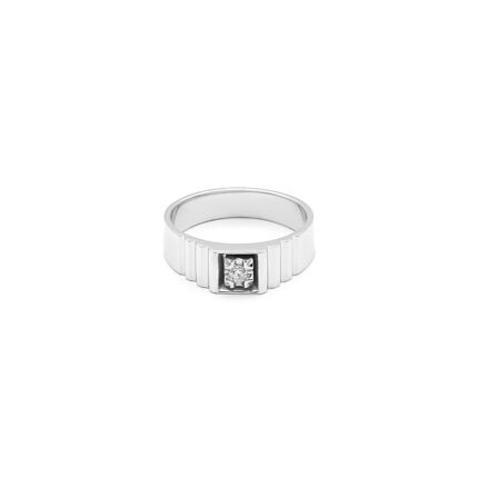 Unique men’s silver rings with diamonds